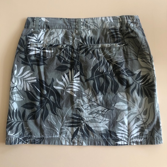 Crazy Shirts skirt & t-shirt set - Picture 6 of 6